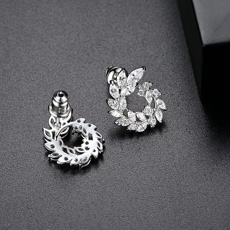 Boucle d'oreille Melania diamantée