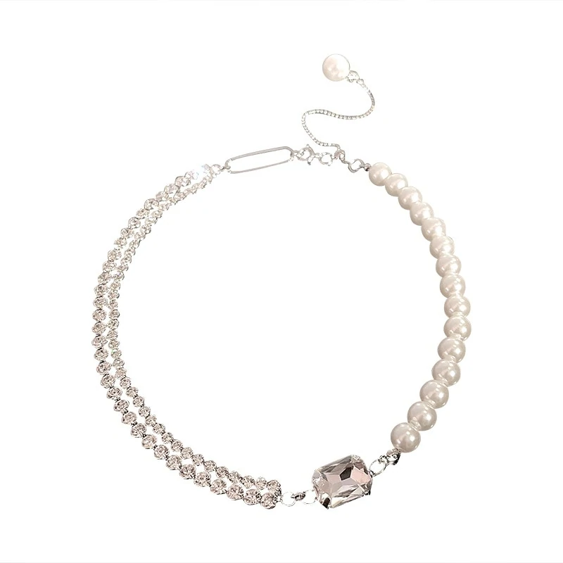 Collier ras de cou en cristal et perles